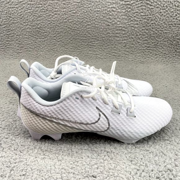 Nike White Athletic Shoes - Picture 4 of 13